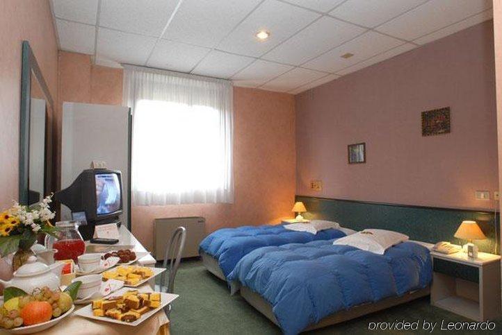 Hotel Thp Bologna Carteria di Sesto Rastignano Habitación foto